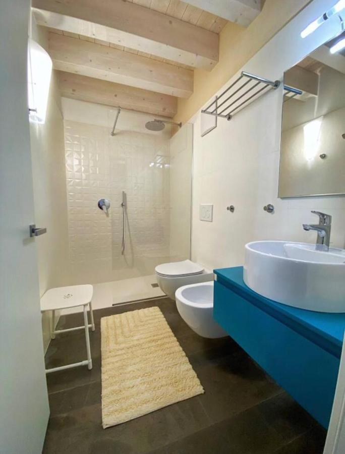 Ai4Colorib&B Arco Luaran gambar
